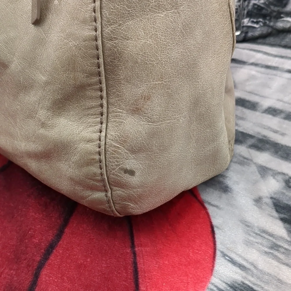 Hobo shoulder bag